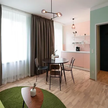 Apartment In Near Danube Promenade *