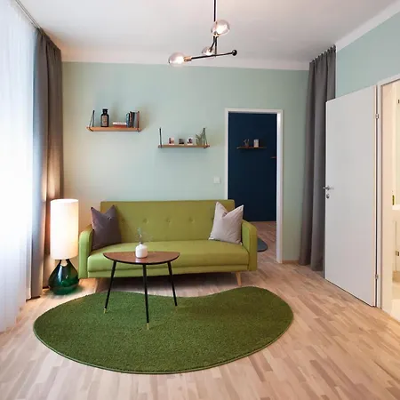 In Near Danube Promenade Apartment Linz