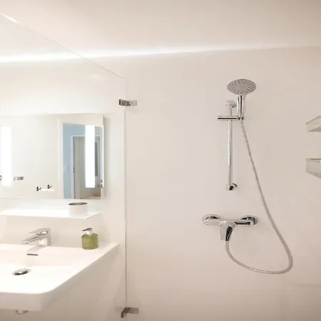 In Near Danube Promenade Apartment *